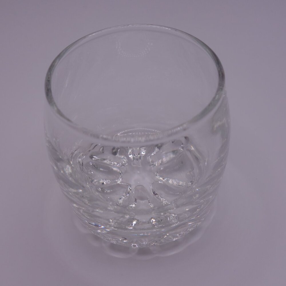 Small Glass with Ridged Bottom - Picture 2 of 13